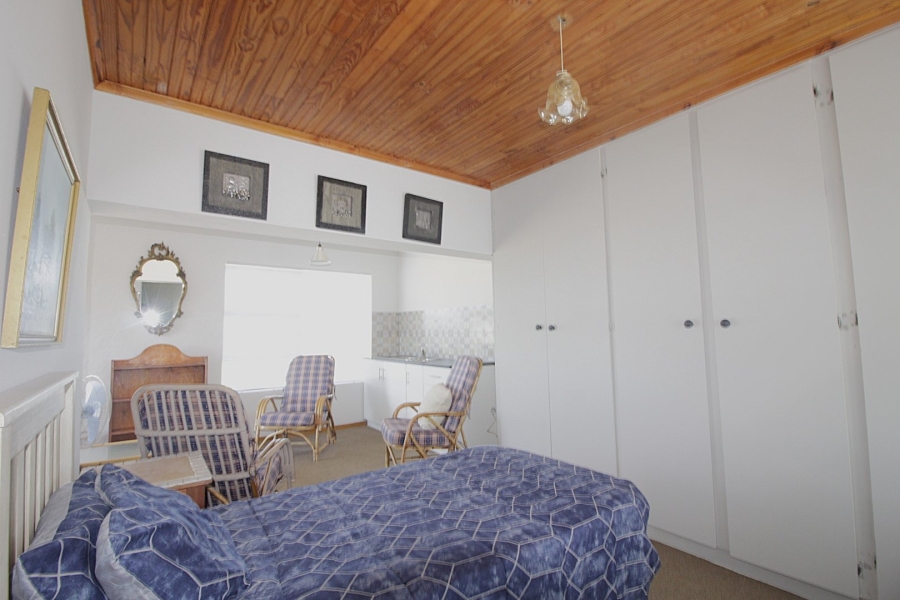 3 Bedroom Property for Sale in Wavecrest Eastern Cape